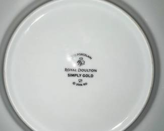 Royal Doulton, Simply Gold . Dessert Plates 
