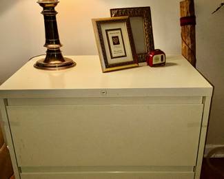  File cabinet 