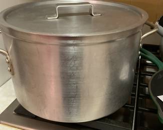 Lyse 14 quart stock pot