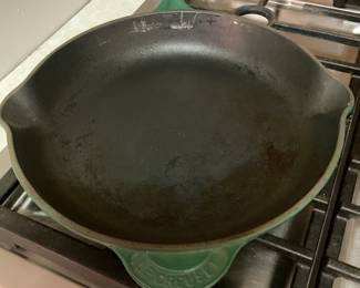 Le Creuset #26 Skillet