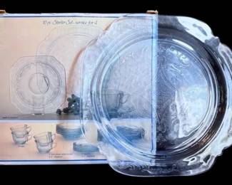 Indiana Glass Blue Recollection 16 Piece Starter Set In Original Packaging