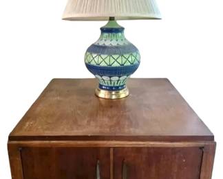 MCM Green Ceramic Lamp End Table  Lamp Works