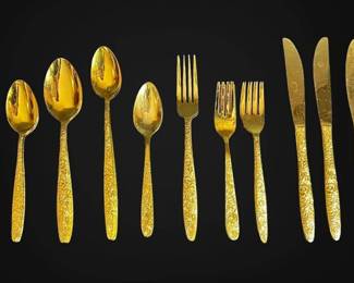 20 Piece Gold Toned Floral Flatware Set