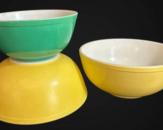 Pyrex Primary Color Mixing Bowls