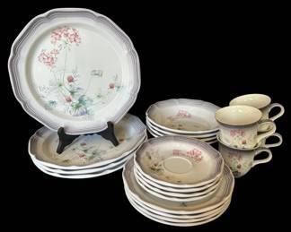 Mikasa Country Estate D8651 Sunny Skies China Plates, Bowls, Cups,  Saucers