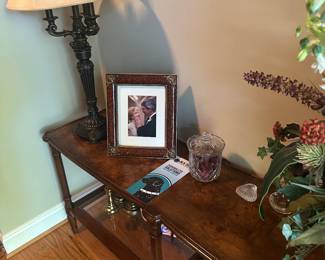 side table, lamp