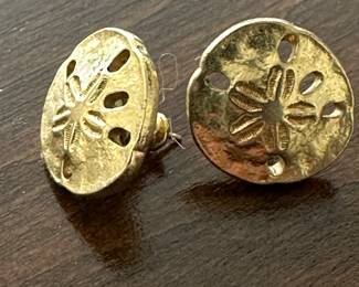Sand dollar earrings