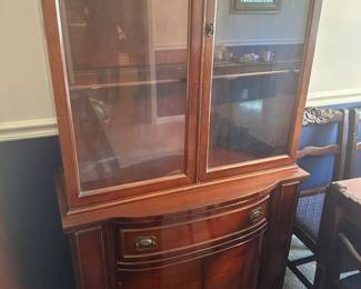 Duncan Phyfe-style mahogany china hutch
