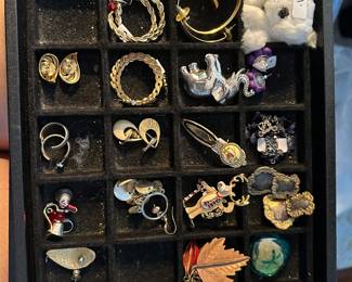 Costume jewelry including earrings