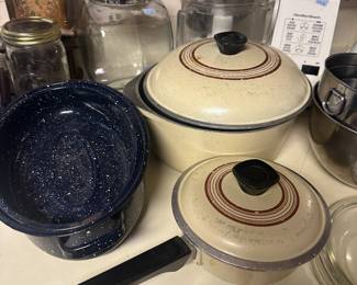 pots