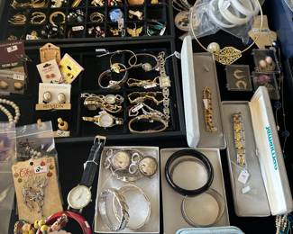 Various jewelry, watches