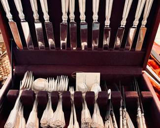 Rare Tiffany 1905 "Shell and Thread" Sterling Silver Flatware Set in Box.