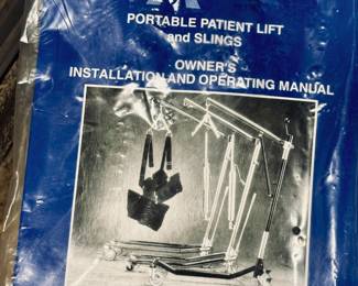 INVACARE PORTABLE PATIENT LIFT AND SLINGS. Hoyer Is In GREAT CONDITION