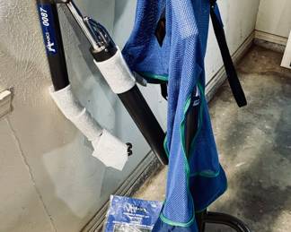 INVACARE PORTABLE PATIENT LIFT AND SLINGS. Hoyer Is In GREAT CONDITION
