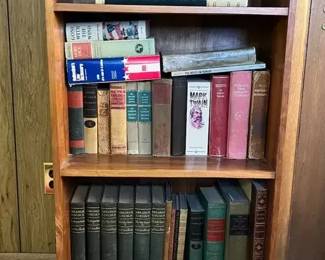 Antique Vintage Literature Lot  Sandburgs Abraham Lincoln, Shakespeare, Twain, Dictionaries, Atl