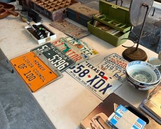 antiques/vintage items, license plates