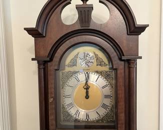 $200 Herschede Tempus Fugit grandfather clock, 74" tall