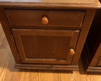 $100 Pair of Hammary by La-Z-Boy wood nightstands/end tables; 20 inches wide by 26 inches deep by 23 inches high each
