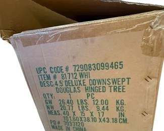 4.5 ft Deluxe Downswept Douglas Hinged Artificial Christmas Tree Boxed 