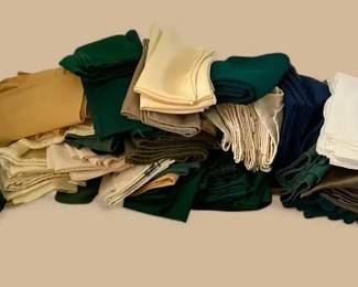 Lot Of Table Cloths Cloth Napkins