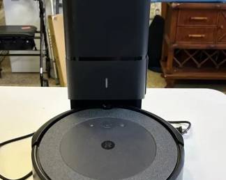 Roomba I3 Self Emptying