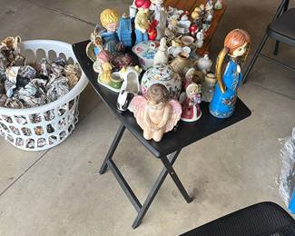 Figurines