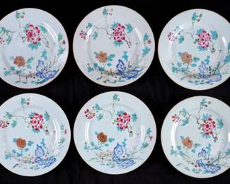 Lot 393: Six Chinese Famille Rose Porcelain Plates