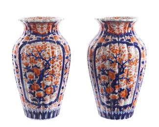 Lot 387: Pair Japanese Imari Ribbed Porcelain Vases