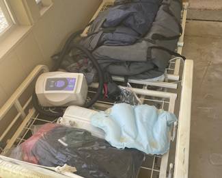 Newly new hospital bed in excellent condition