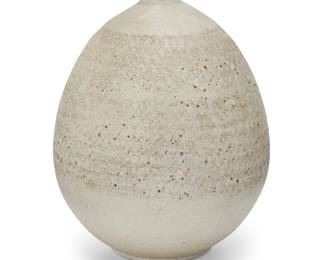2113
Clyde Burt (1922-1981)
A glazed ceramic vase, circa 1965
Incised initial to underside: CB
With reticulated body
6.5" H x 5.25" Dia.
Estimate: $400 - $600

