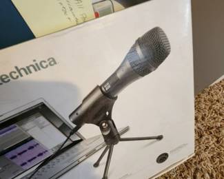 Microphone 