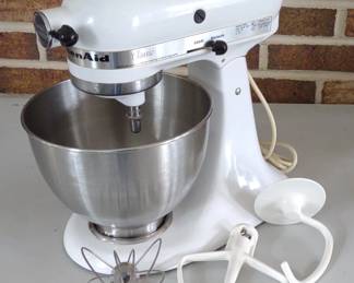 KitchenAid K45SS Classic Tilt Stand Mixer