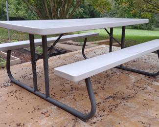 Lifetime 6' Folding Picnic Table