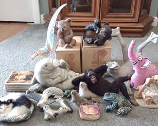 Vintage Animal Figurines & Figures