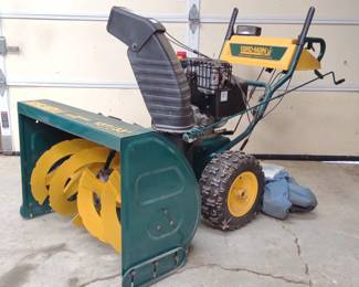 MTD Yard-Man Snow Blower (Electric Start)