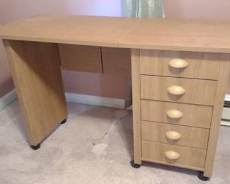 Collapsible 5 Drawer Desk on Wheels