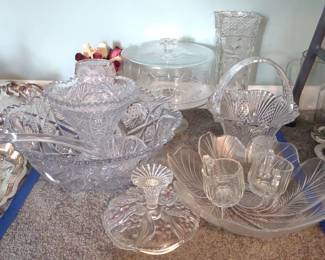 Punch Bowl, Cake Stand & Clear Glass Serveware