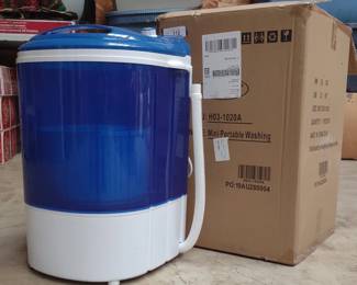 Zeny Mini Portable Washing Machine (NIB)