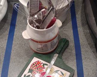 Kitchen Cooking Utensils & Ceramic Jars