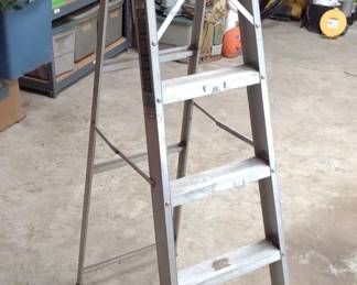 6' Aluminum Step Ladder