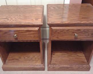 Pair of Single Drawer Nightstands