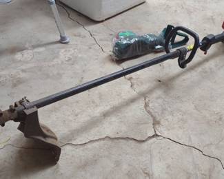 Murray M2510 Weed Eater / Whacker / Trimmer