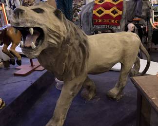 mgm lion