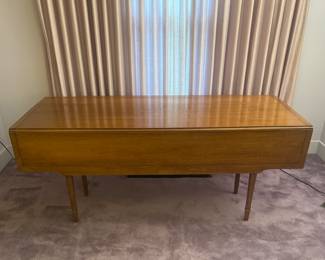 Drexel Drop Leaf Table