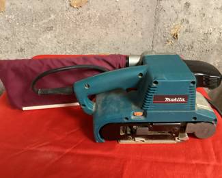 Makita 9903 Belt Sander