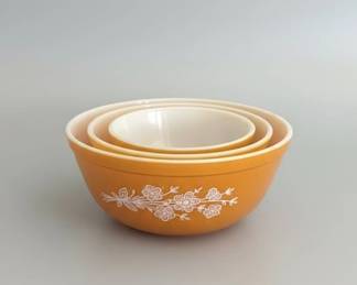 Pyrex Butter print Mixing Bowls