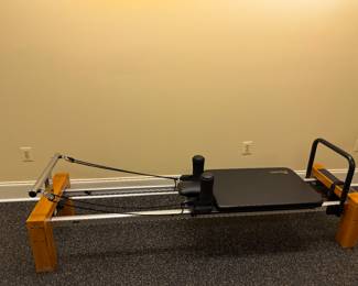 Stamina AeroPilates Pro XP557 Reformer Machine