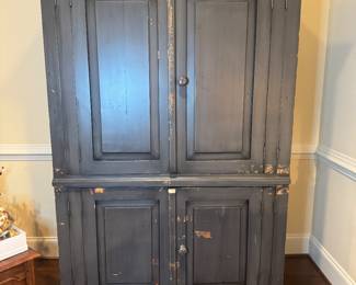 Farmhouse 4 Door Cabinet (53"W x 28"D x 77"H)