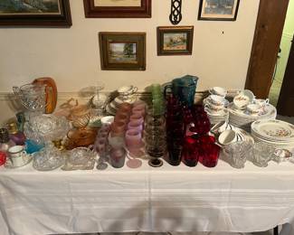 Beautiful vintage glassware and aynsley china 