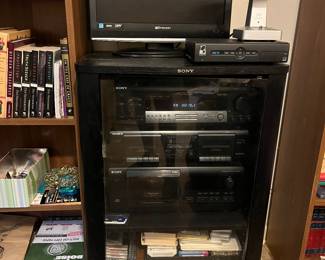 Sony component sound system with 5 speakers 
